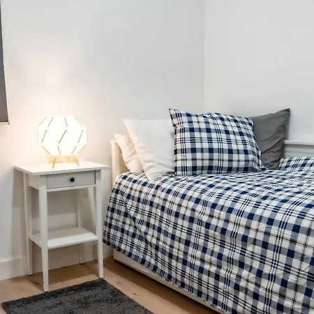 Moderno-dinamico Apartment