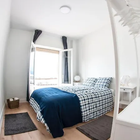 Moderno-dinamico * Vigo