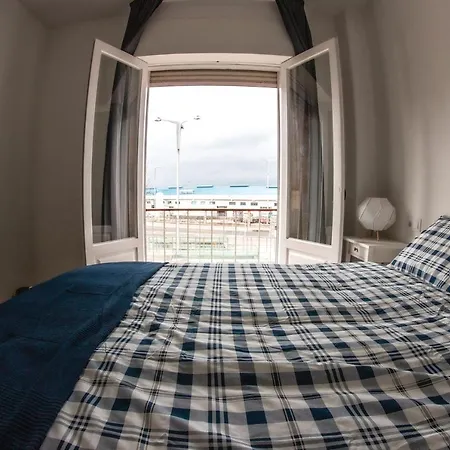 Moderno-dinamico Appartement *