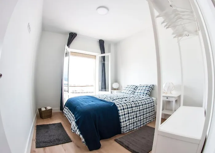 Moderno-dinamico * Vigo